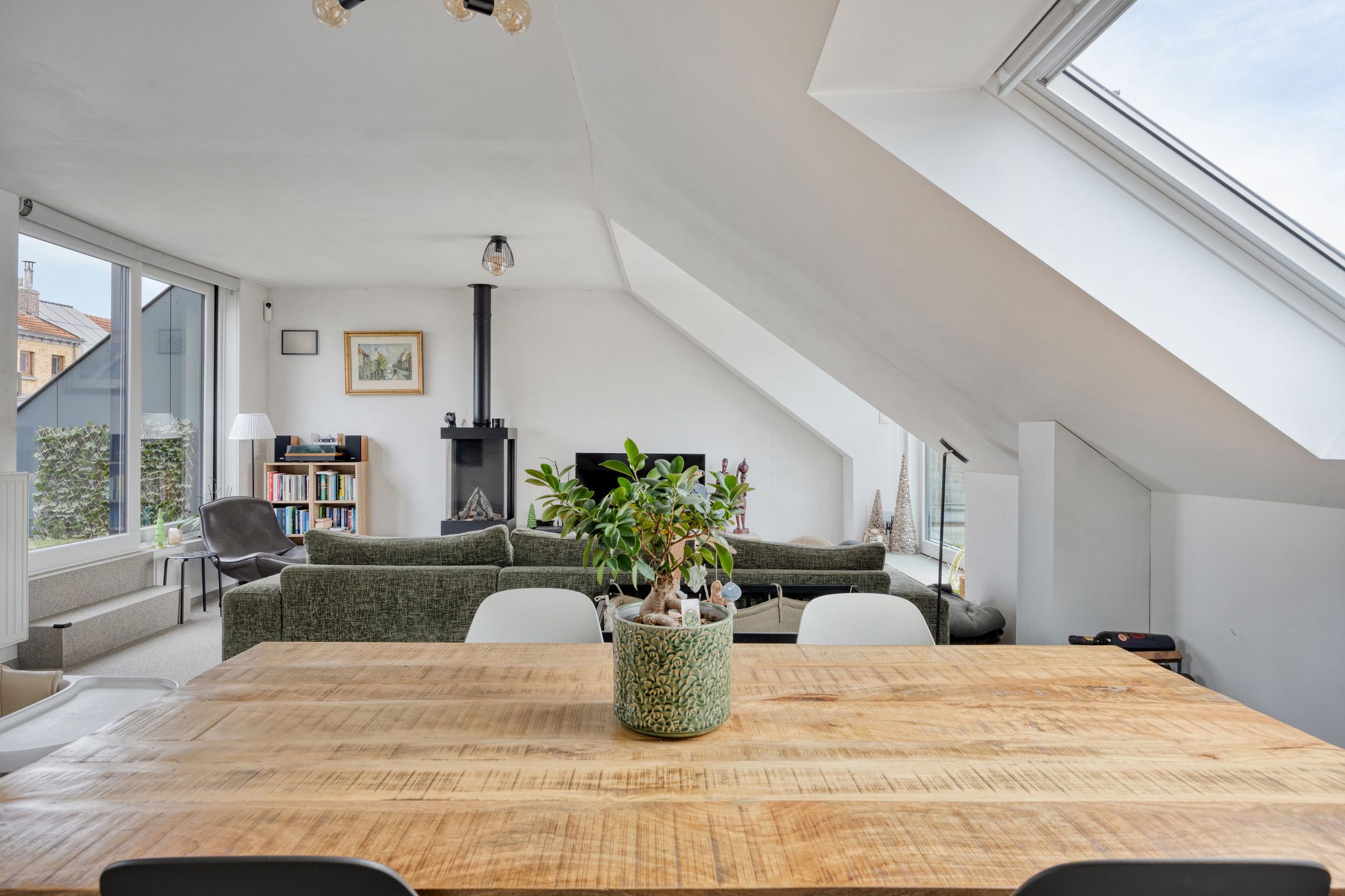 Appartement met 3 slaapkamers op strategische locatie foto 9