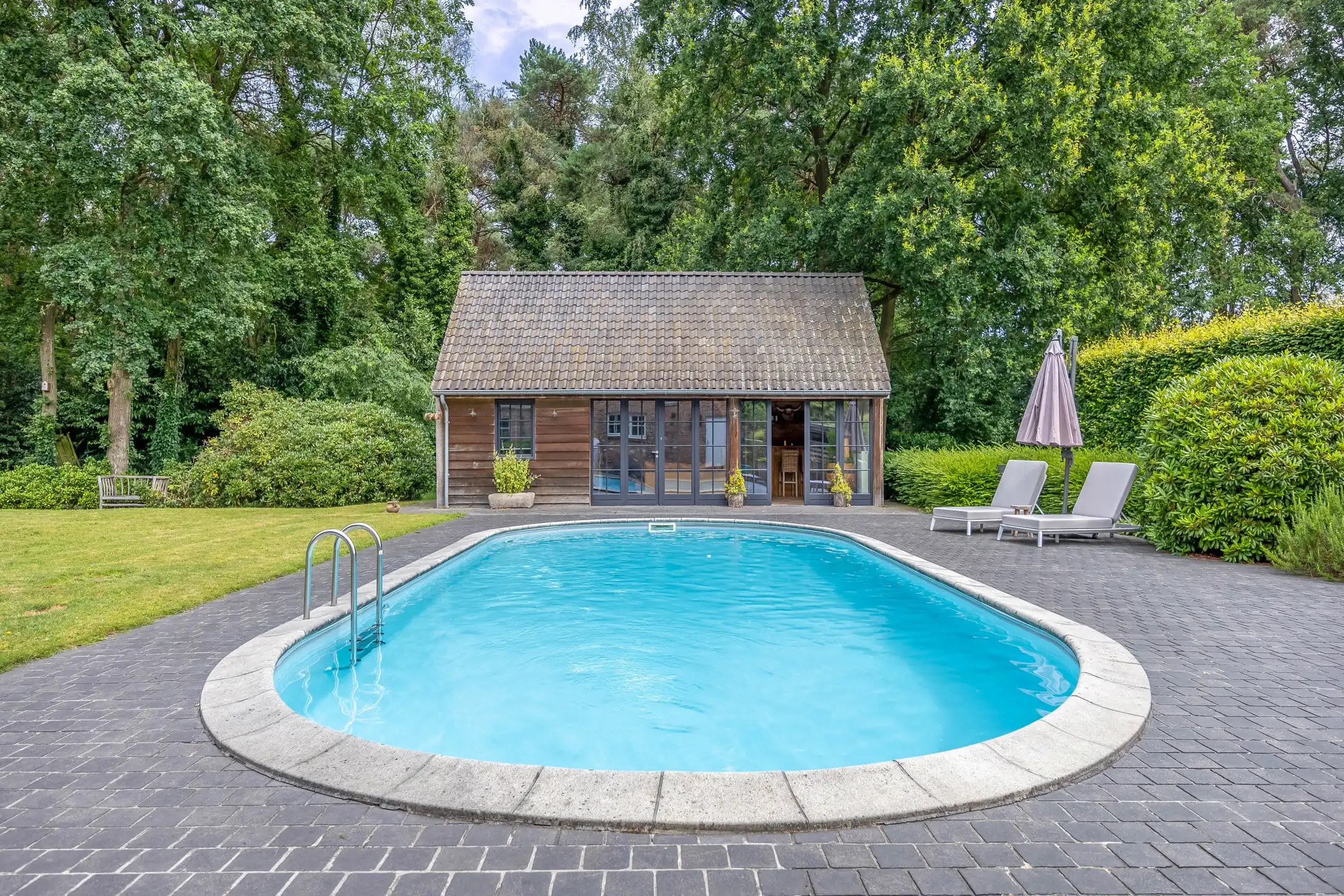 Charmante villa met zwembad en poolhouse in alle privacy foto 22