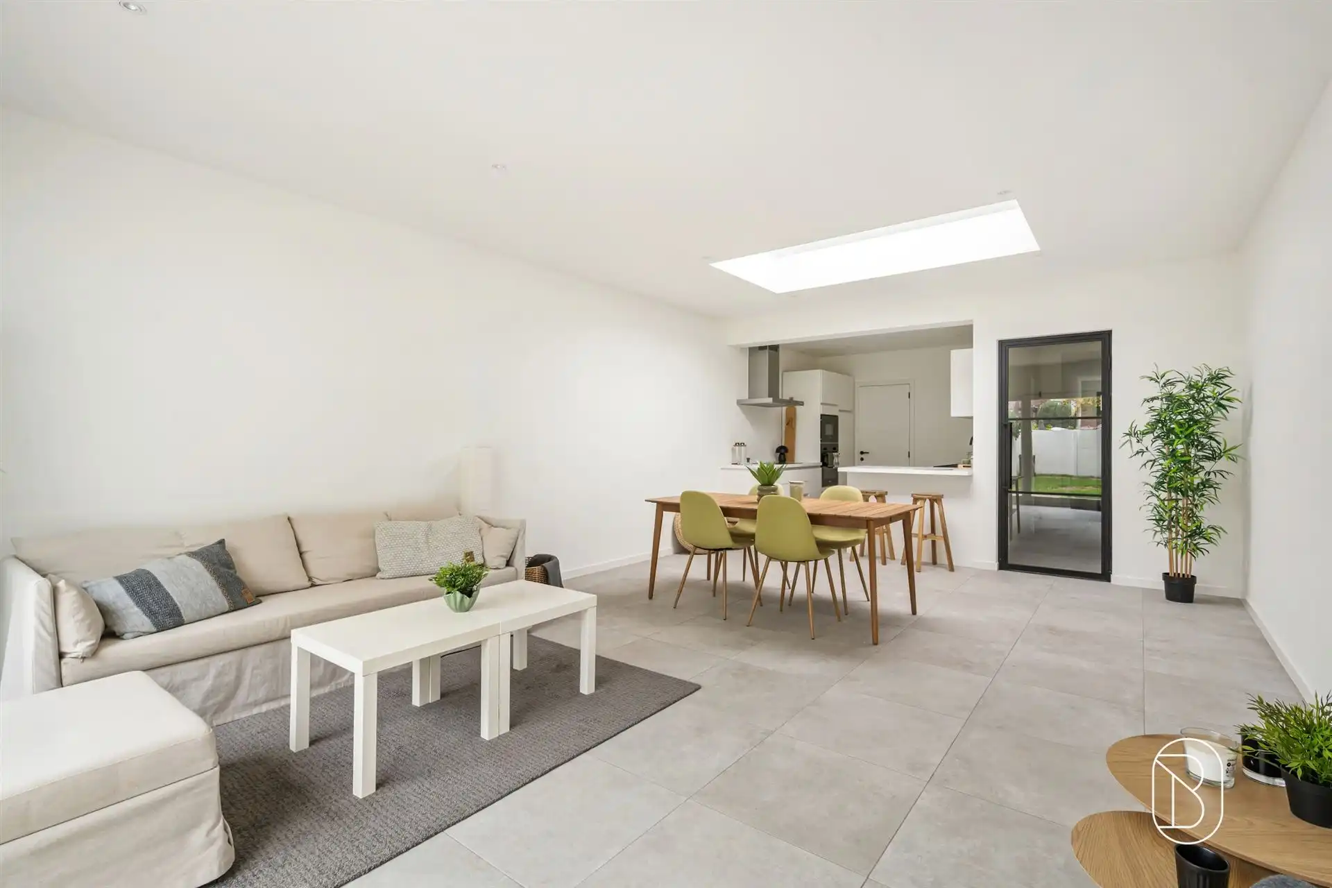 Prachtig gerenoveerde woning met tuin! foto 6