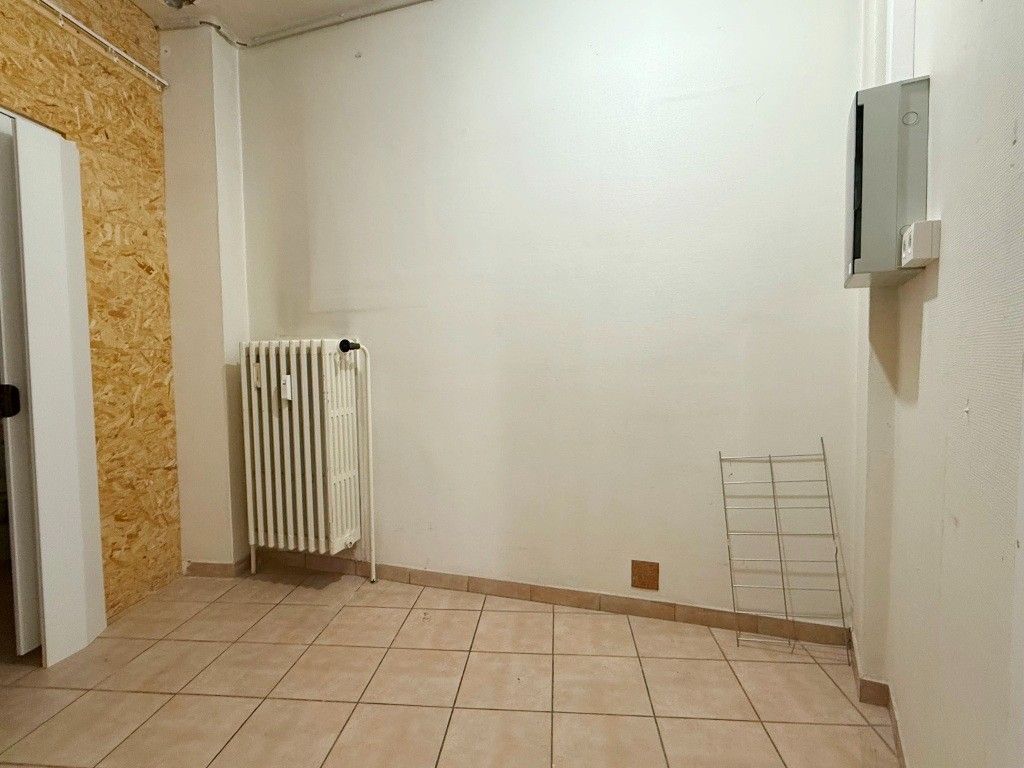 Uiterst commercieel gelegen handelsgelijkvloers foto 7