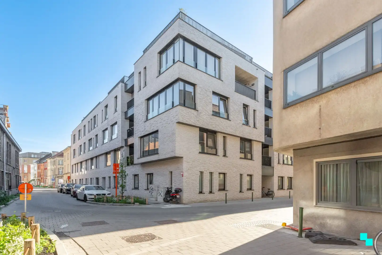 Tweeslaapkamerappartement gelegen in het bruisende hart van Gent foto 16