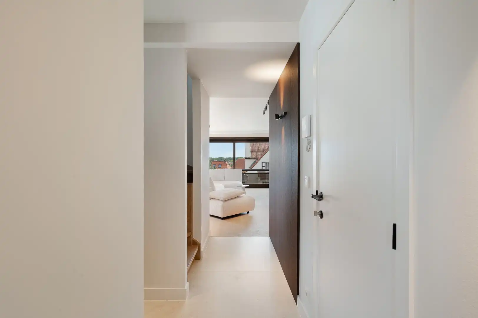 Exclusief gerenoveerd duplex-appartement met zonneterras op wandelafstand van het Albertstrand foto 26