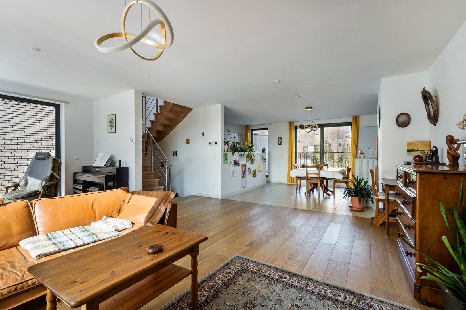 MODERNE, RUIME EN ENERGIEZUINIGE GEZINSWONING MET TUIN, GARAGE, 3 TERRASSEN EN 4 SLPKS OP TOPLOCATIE IN GENT foto 6