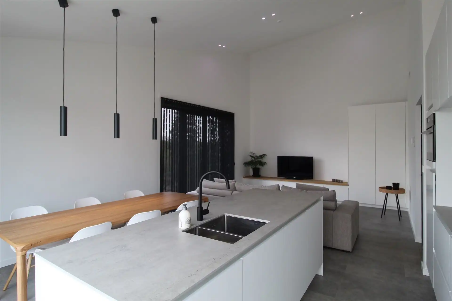 Modern en luxueus penthouse op toplocatie  foto 3