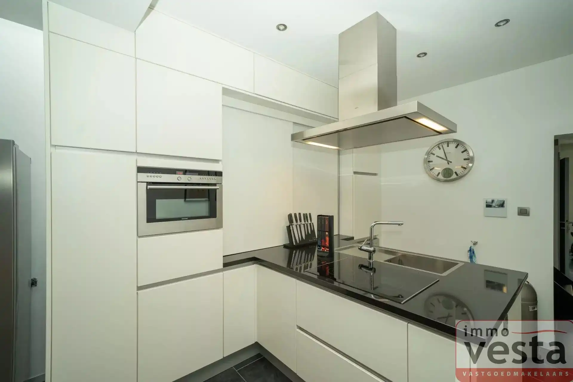 Instapklare rijwoning te huur in Sint-Truiden foto 7