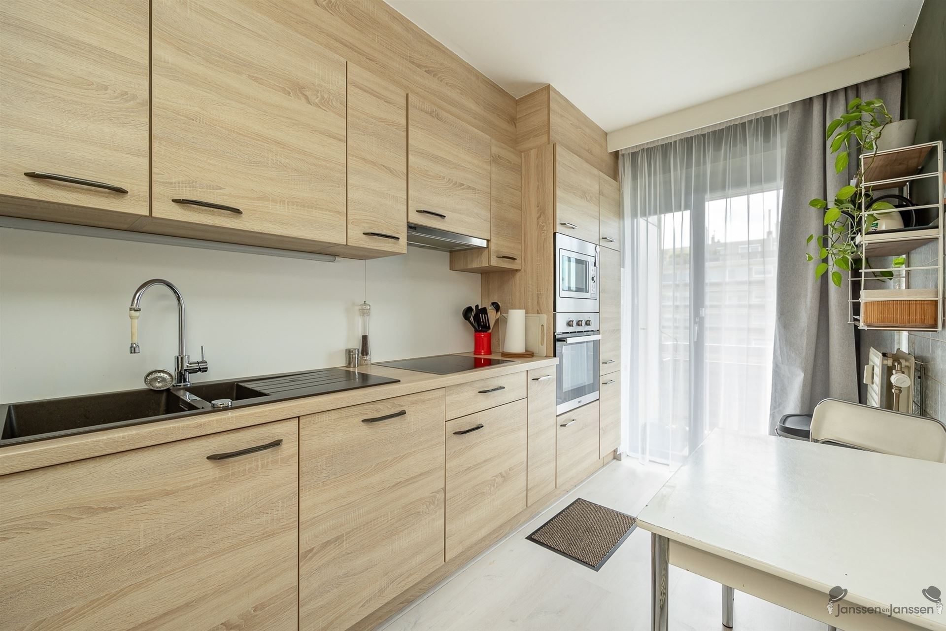 Charmant appartement nabij hartje Deurne foto {{pictureIndex}}