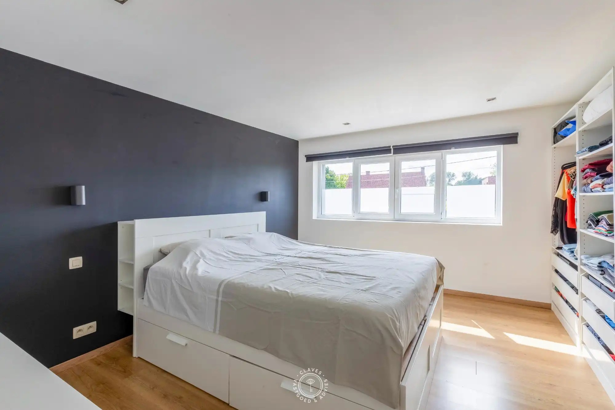Moderne familiewoning met verrassende buitenruimte foto 13