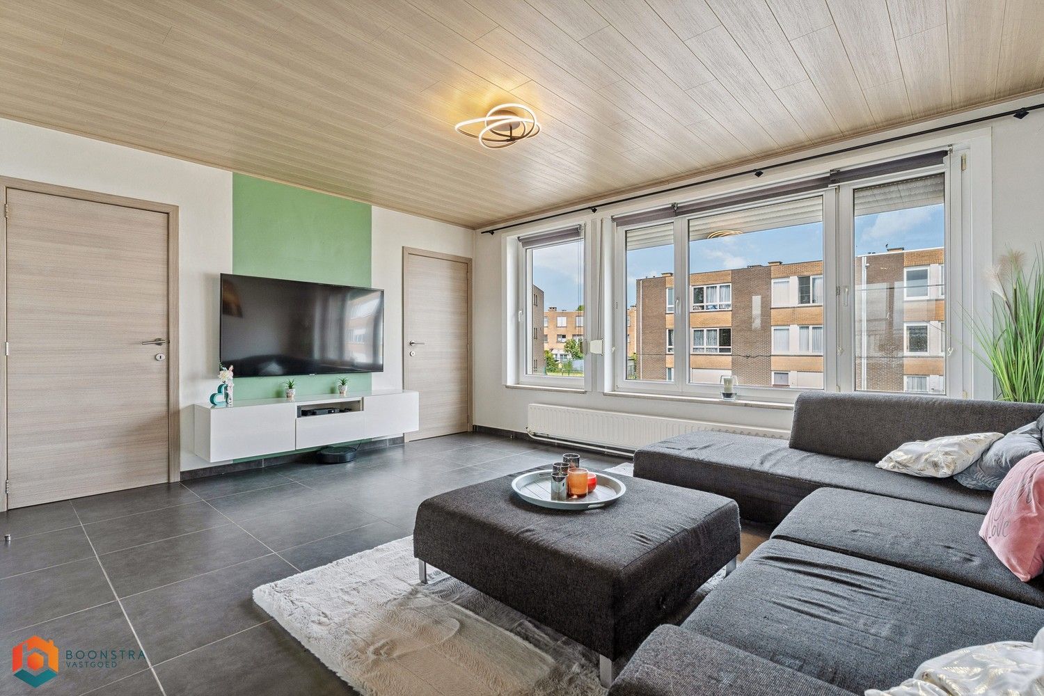 Gerenoveerde woning met 4 slpkrs, garage en tuin foto 4