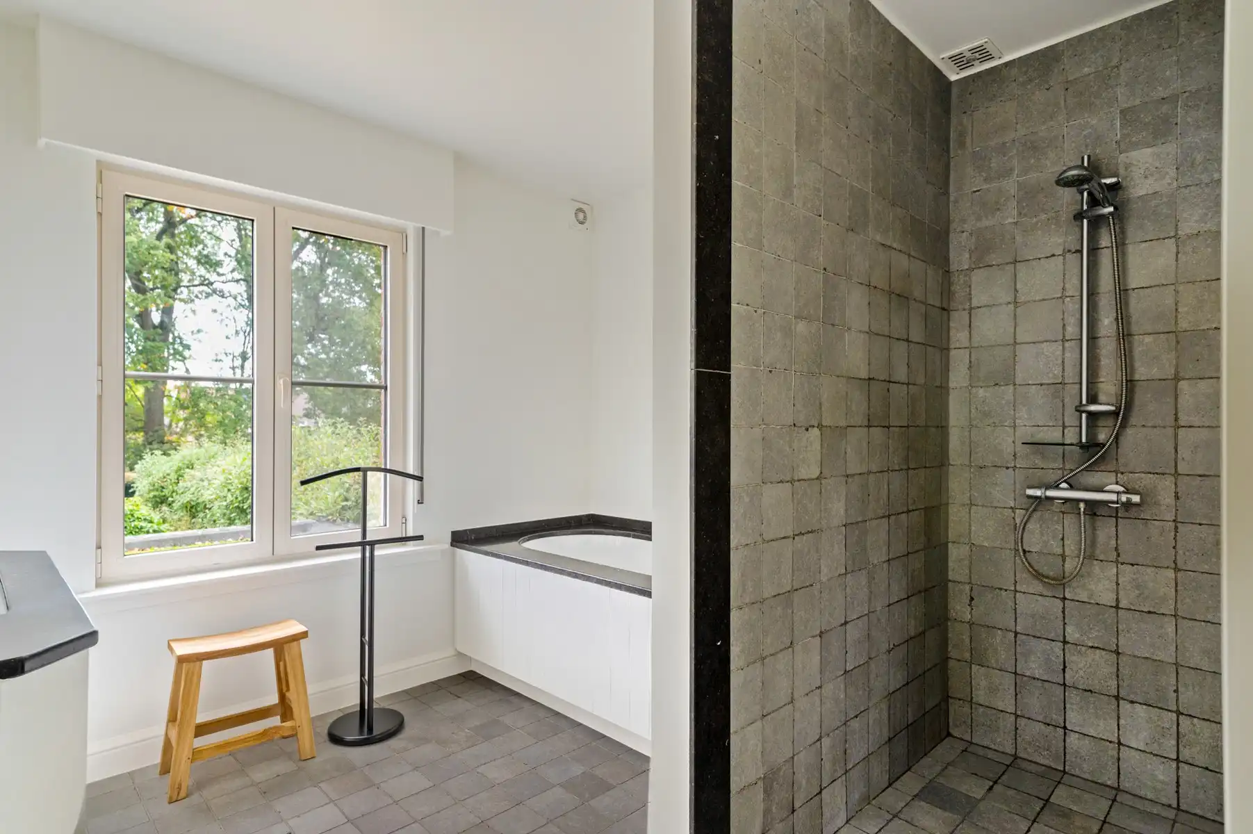 Uitstekend gelegen en energiezuinige woning foto 21
