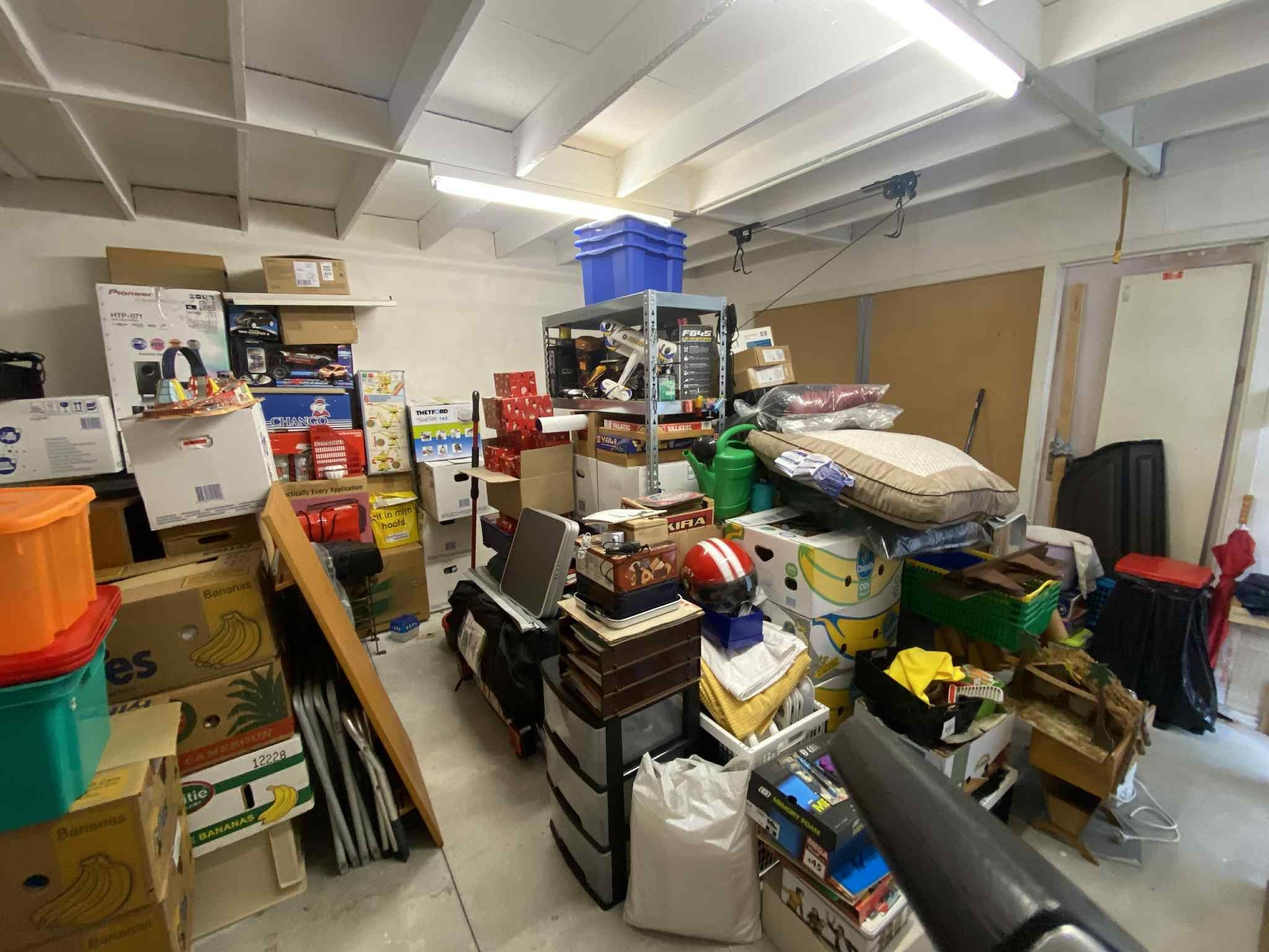 Opslagplaats /garage / magazijn foto 9