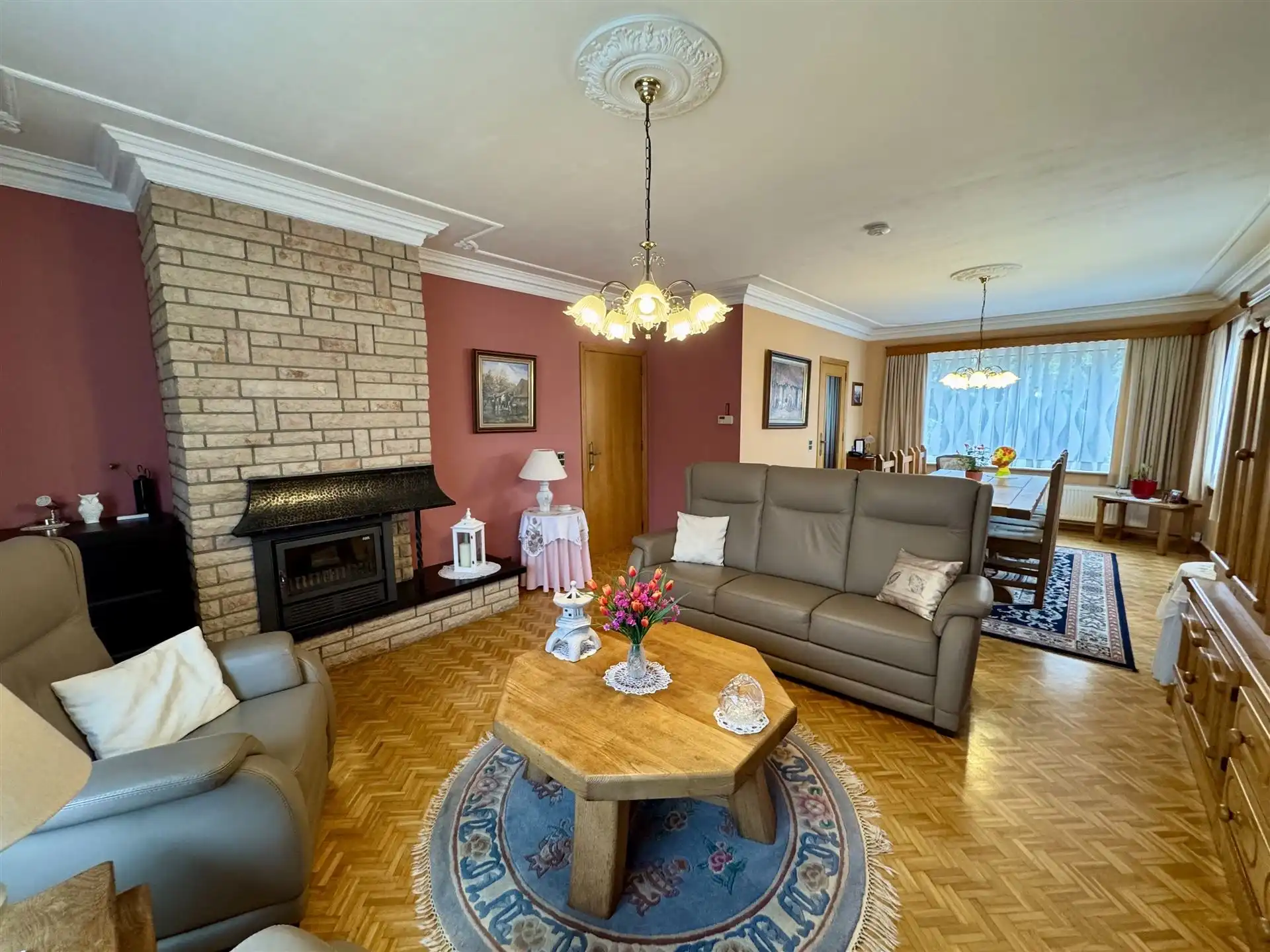 Vrijstaande woning die gebruikt kan worden als twee-woonst foto 7