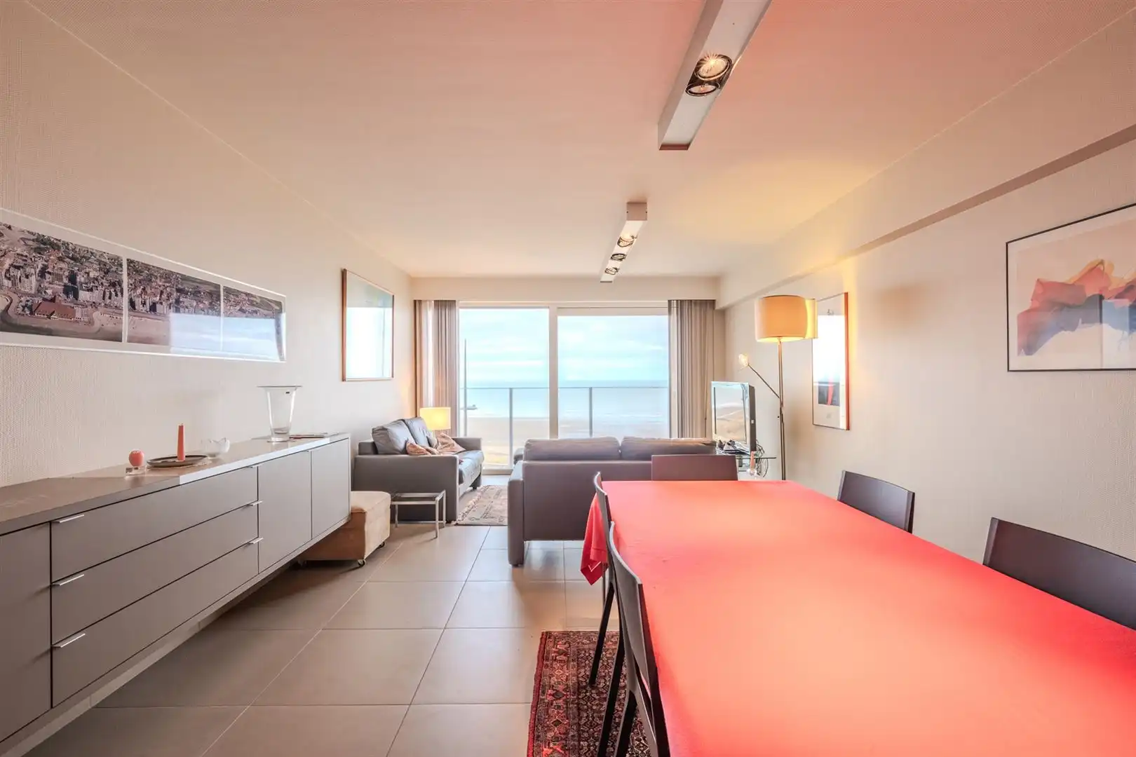 appartement foto {{pictureIndex}}