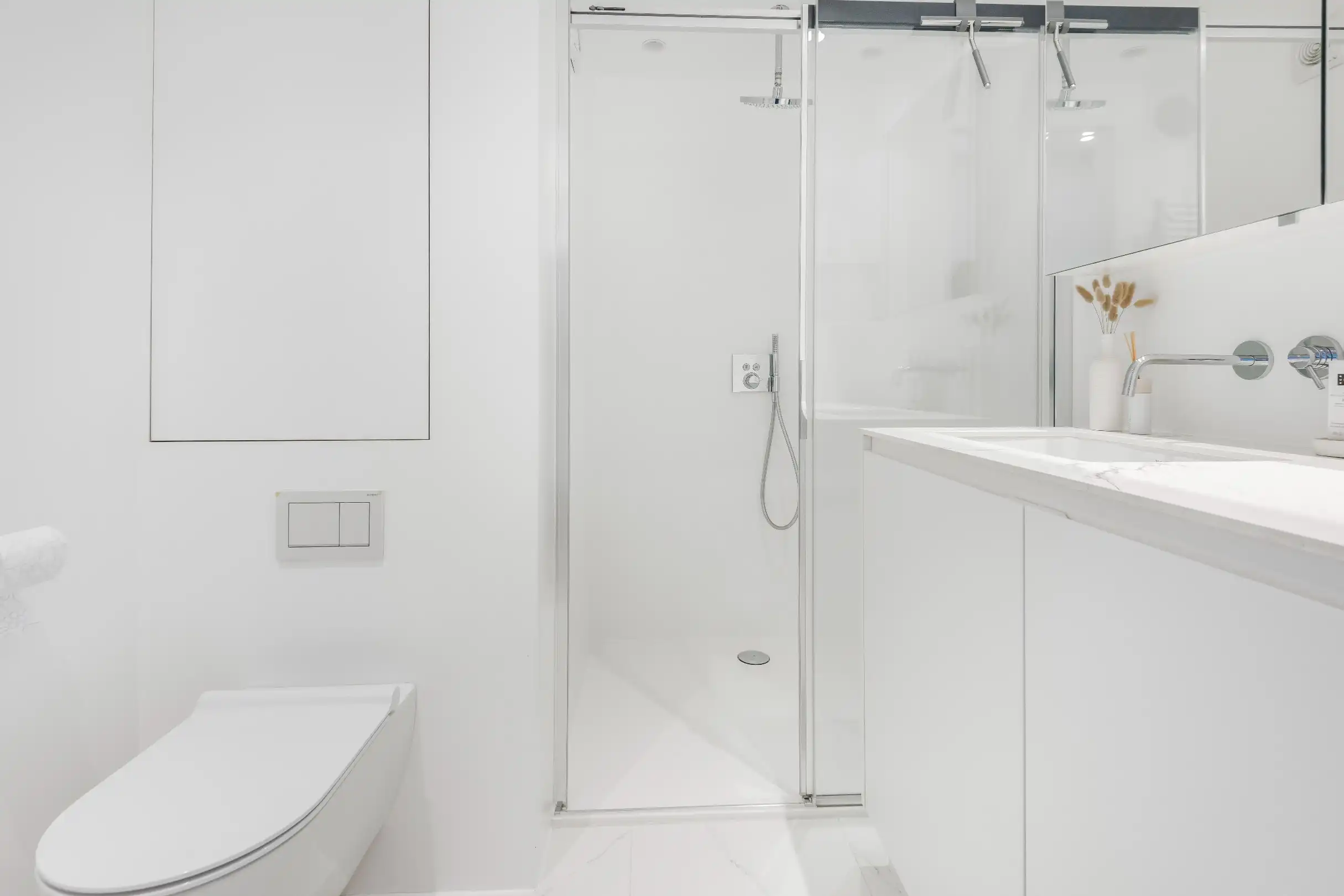 Gerenoveerd en slim doordacht ingericht appartement met slaaphoek gelegen op de Jozef Nellenslaan. foto 10