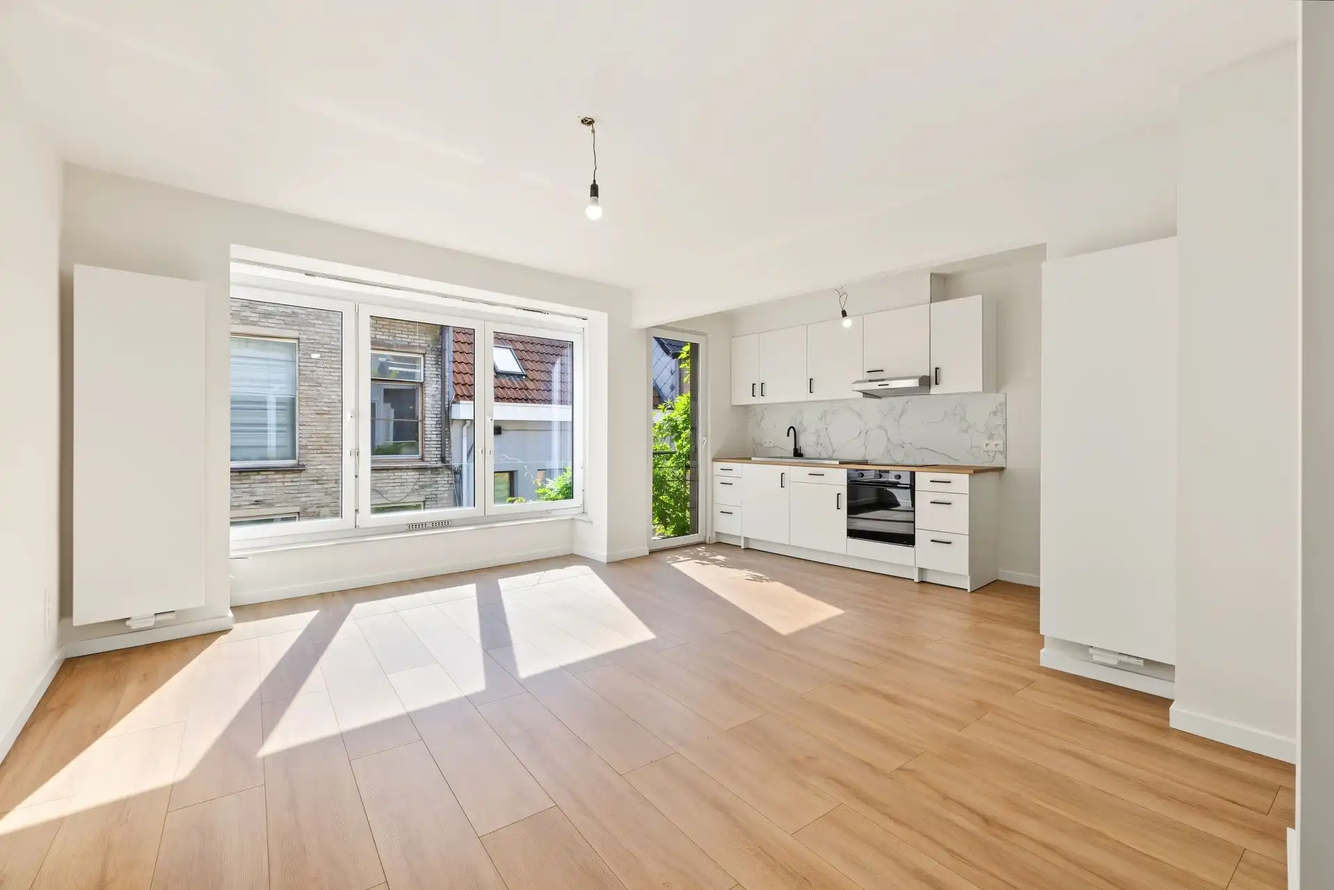 Instapklaar appartement in het hartje Sint-Niklaas foto 2