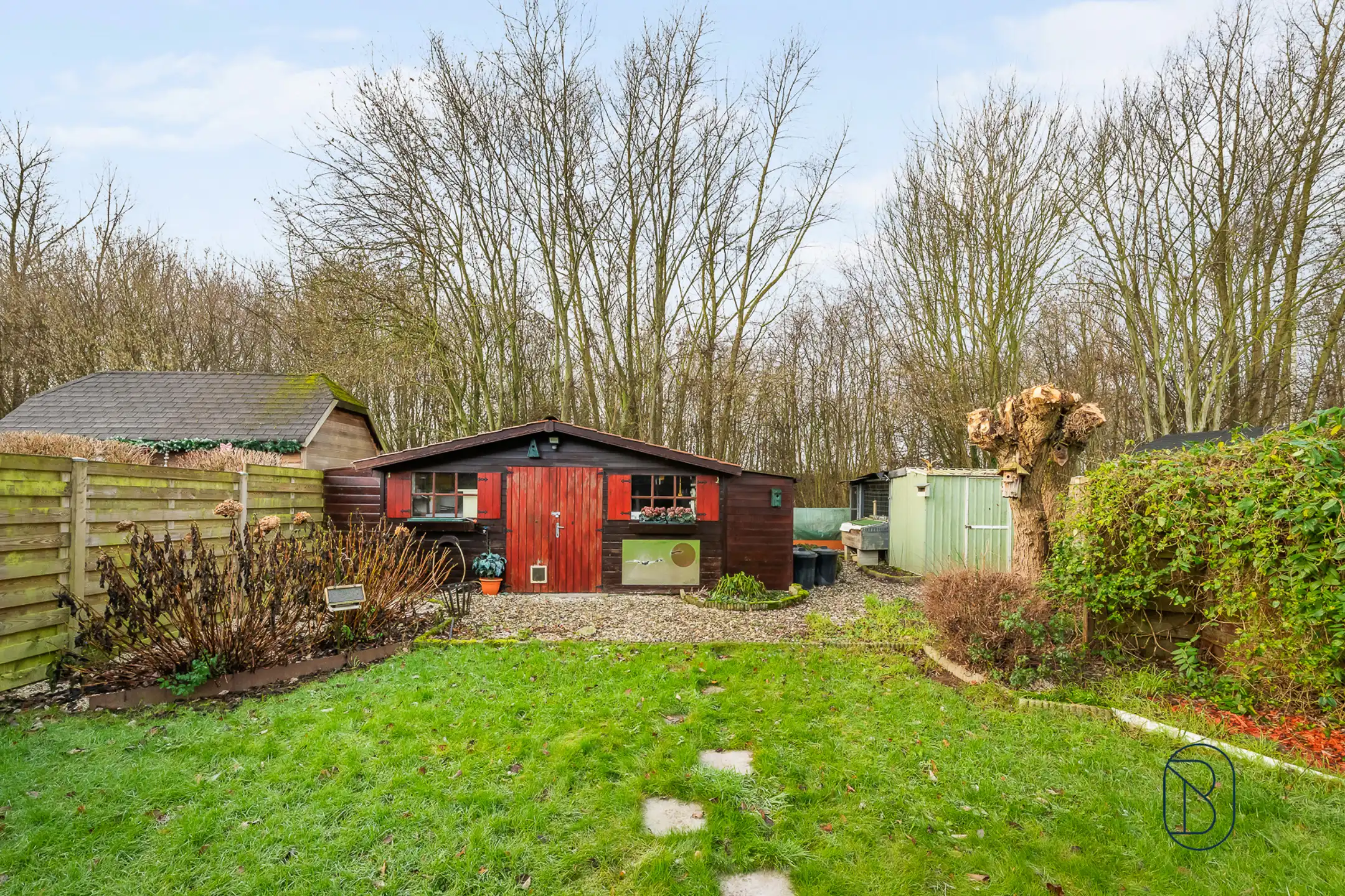 Instapklare HOB met 3 slk garage en tuin in Marke foto 5