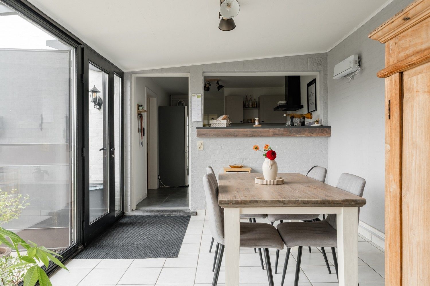 Leuke instapklare gezinswoning in een gezellige wijk! foto 13