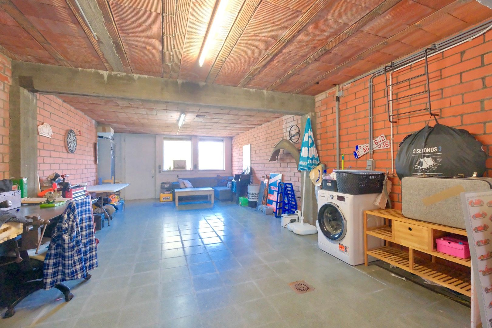 LICHTERVELDE - Woning met 2 slpks en RUIME dubbele garage foto 15