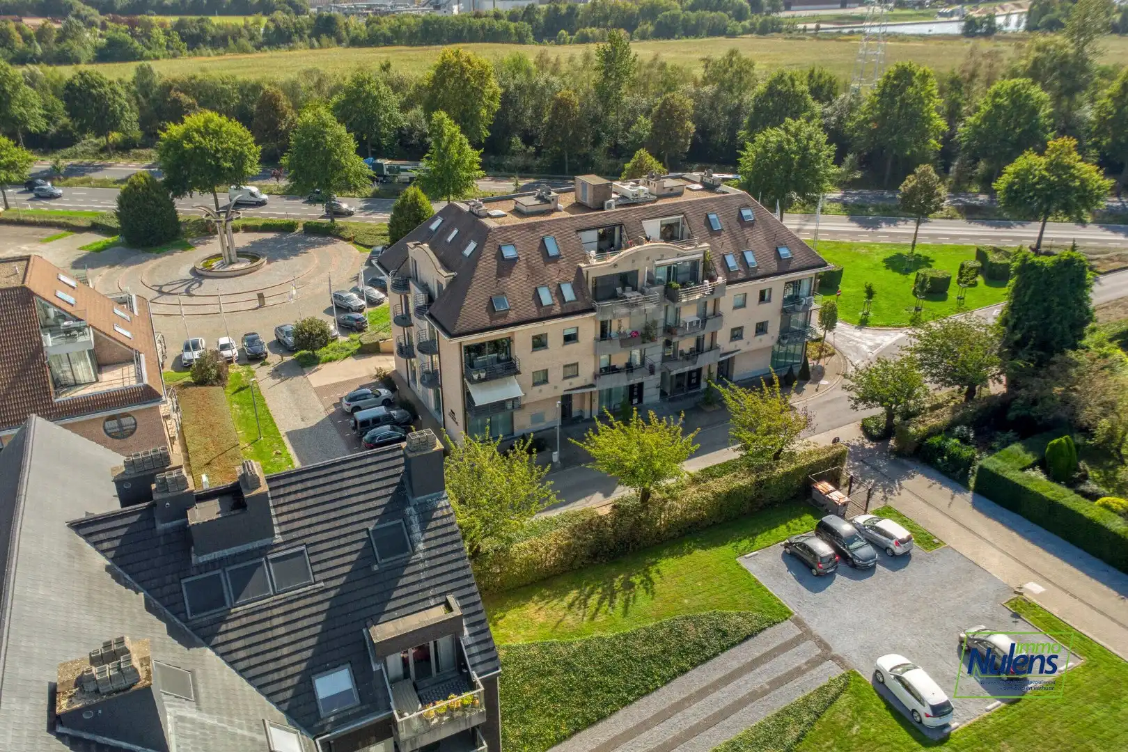 PRACHTIG APPARTEMENT van 105 M² met 2 SLAAPKAMERS,  2 TERRASSEN EN AUTOSTANDPLAATS IN HARTJE LANAKEN! foto 29