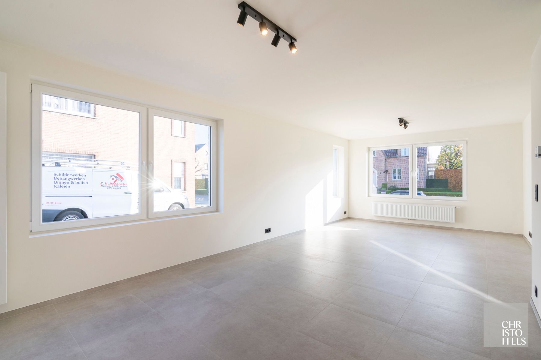 Stijlvol gerenoveerde gezinswoning met tuin op ideale locatie!  foto 4