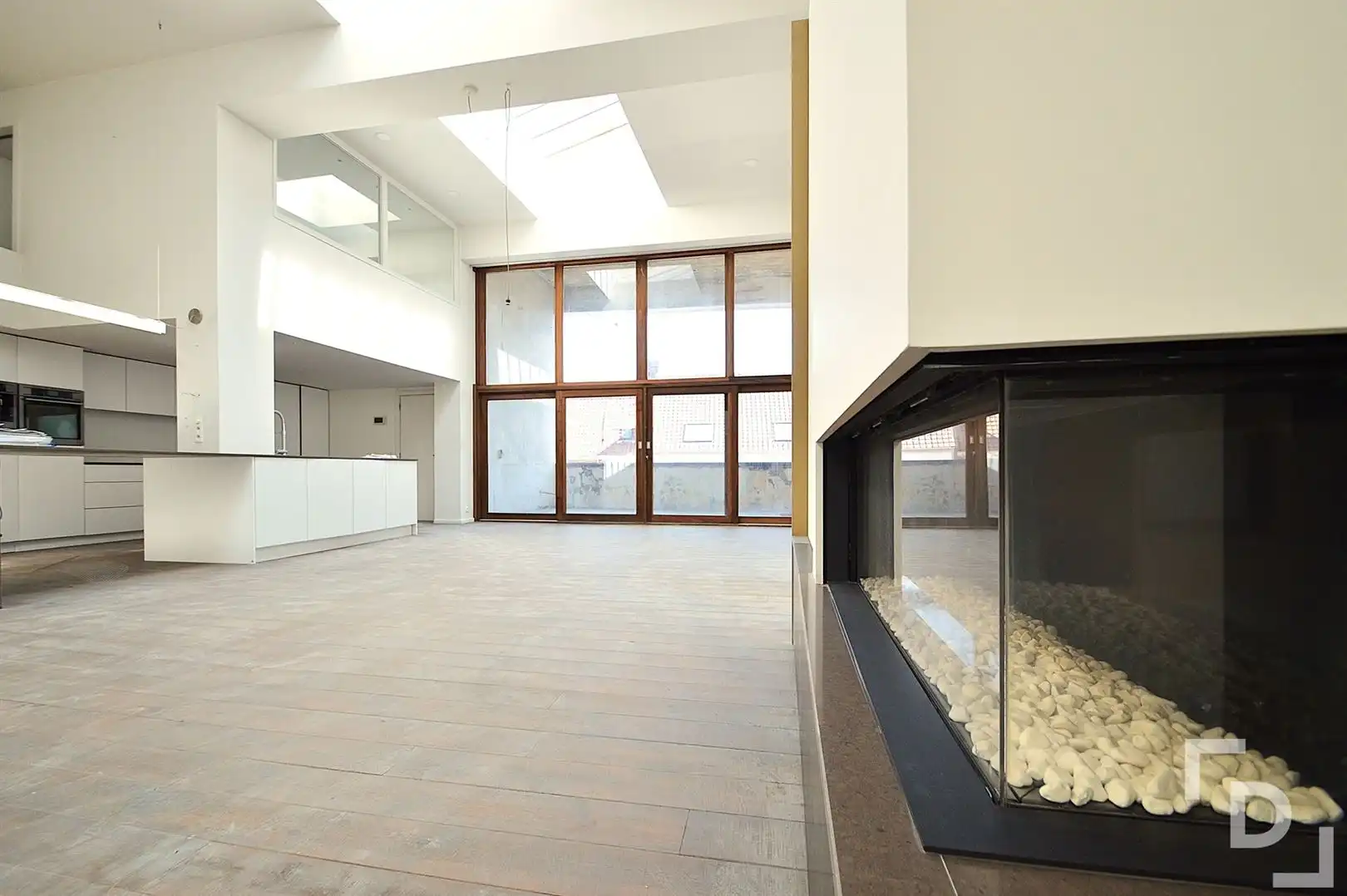 Exclusieve en ruime loft te koop in het hart van Ieper. foto 13