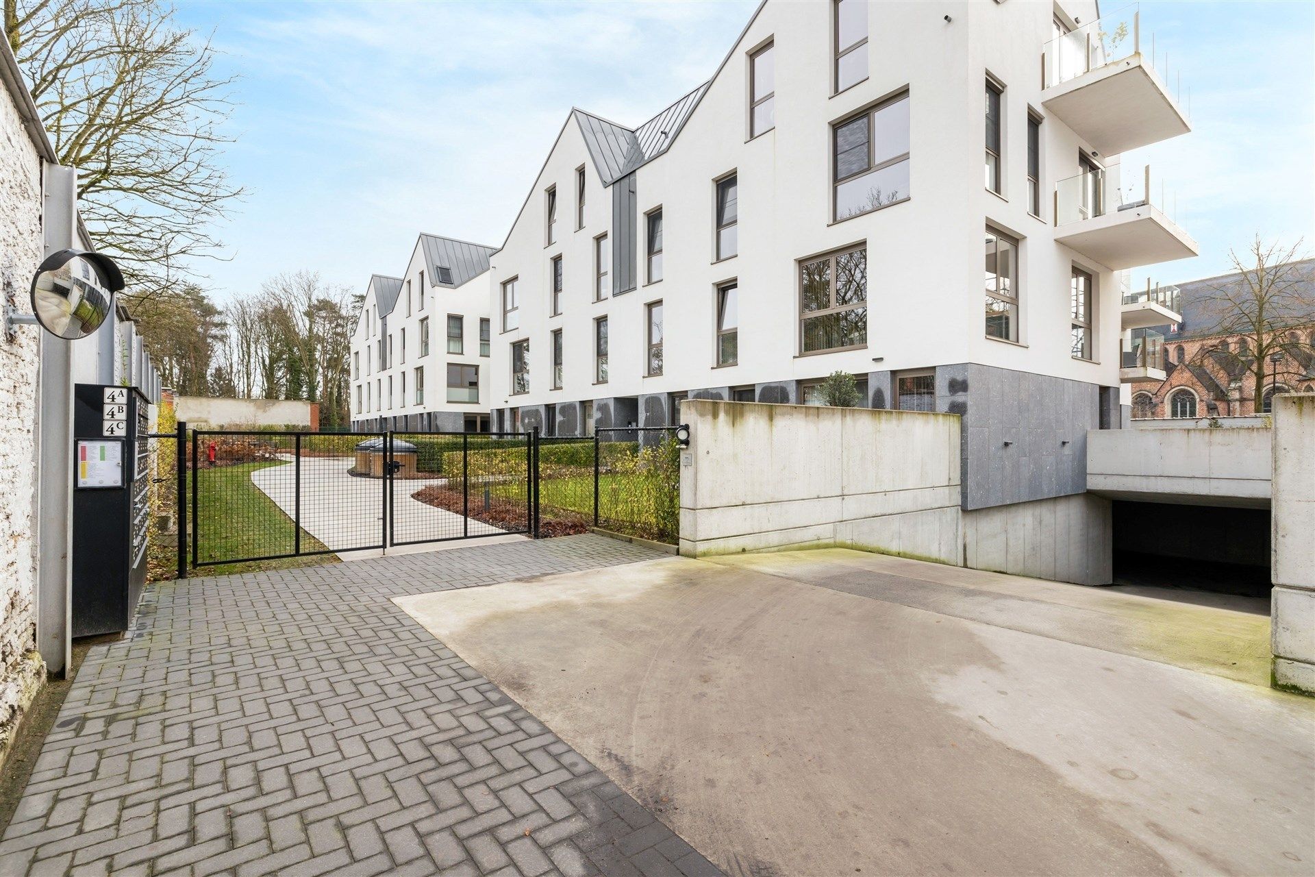 Luxueus appartement met 2 slaapkamers in het centrum van Stekene foto 14