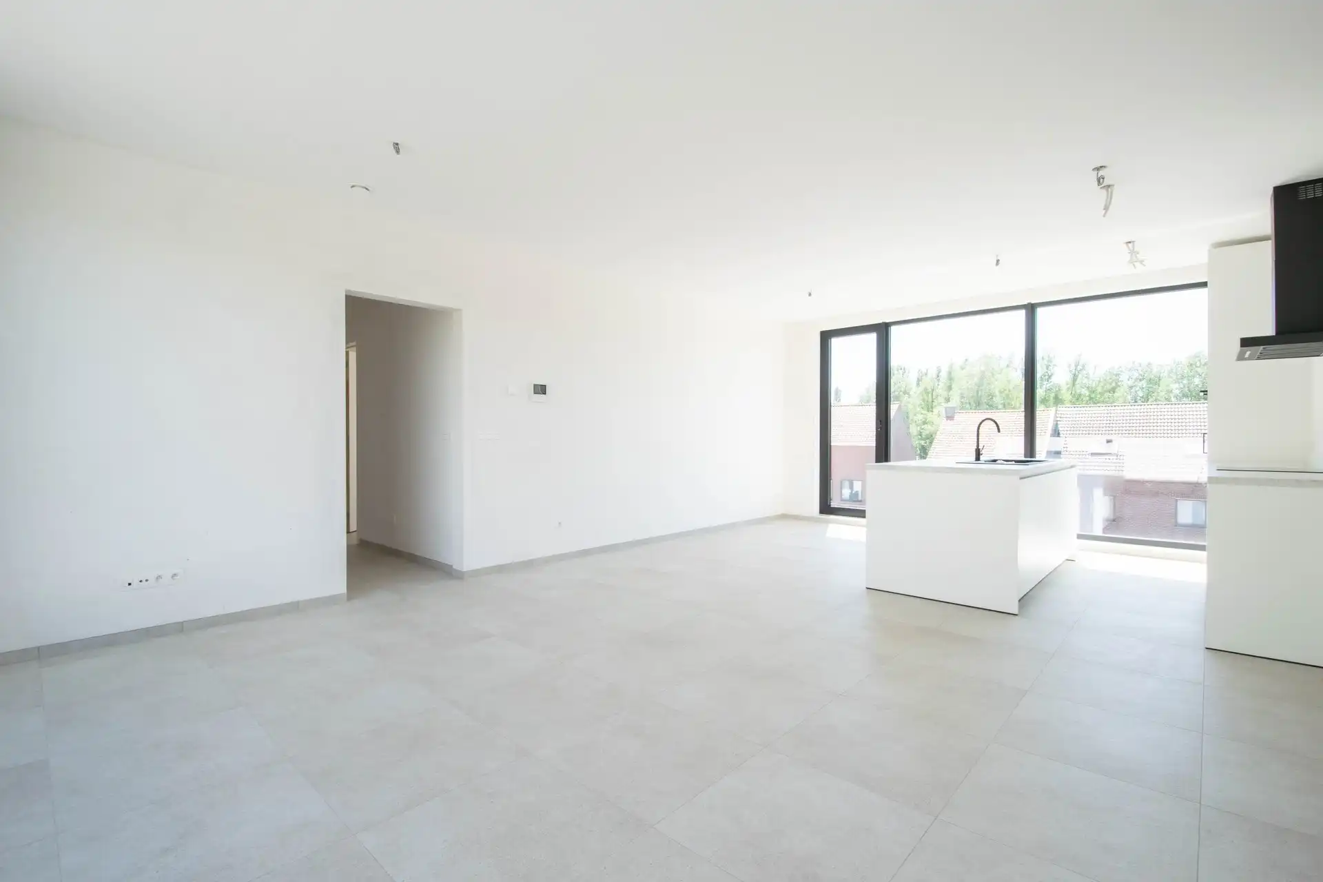 Ruim dakappartement met 2 grote slaapkamers en terras met panoramisch uitzicht (131m²) foto 3