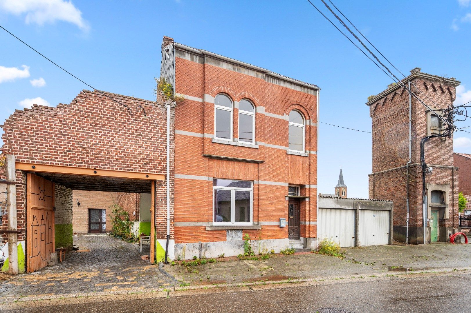 Te renoveren woning met potentieel op ruim perceel te Attenhoven (Landen) foto 3