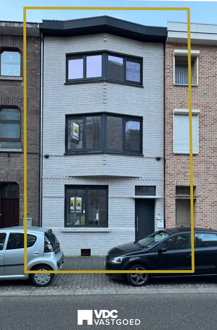 Volledig vernieuwde woning (170 m²) met tuin en garage foto 20