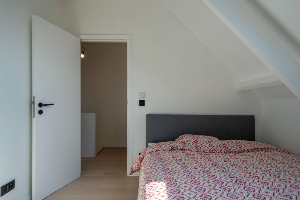 Boomforeeststraat – Instapklare gezinswoning met tuin in hartje Izegem foto 21