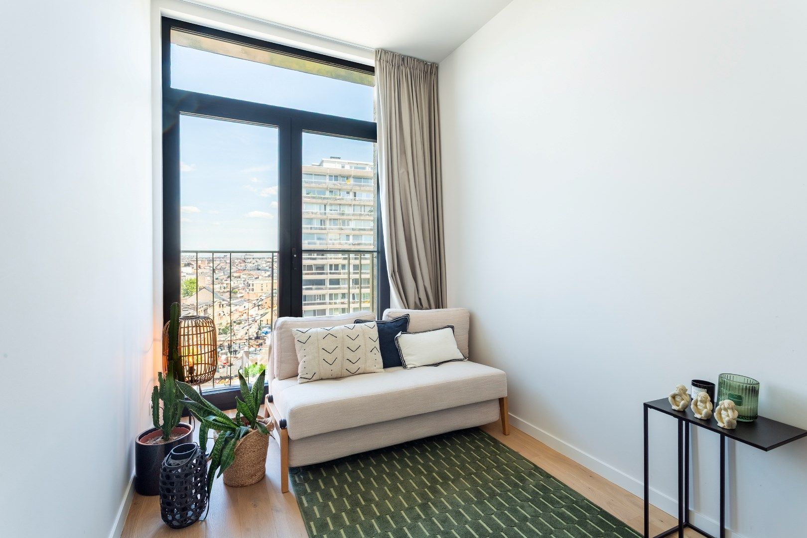 Moderne penthouse met drie slaapkamers en zonnig terras in hartje Zurenborg – Antwerpen foto 22