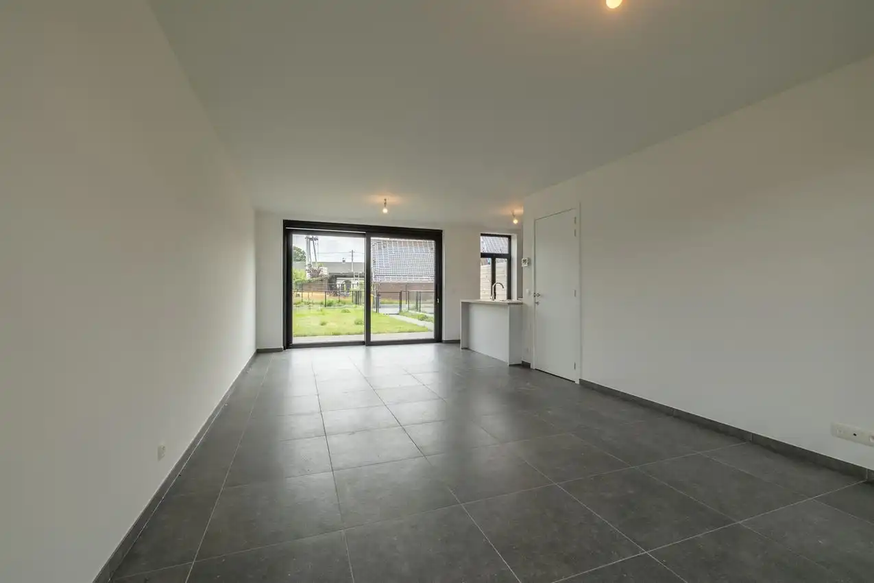 Nieuwbouw met vier slaapkamers, mooie tuin en centrale ligging foto 5