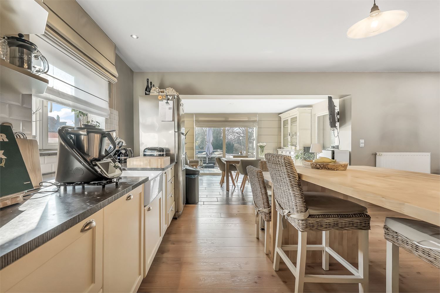 Gekend Italiaans restaurant met prachtig luxe-appartement foto 26