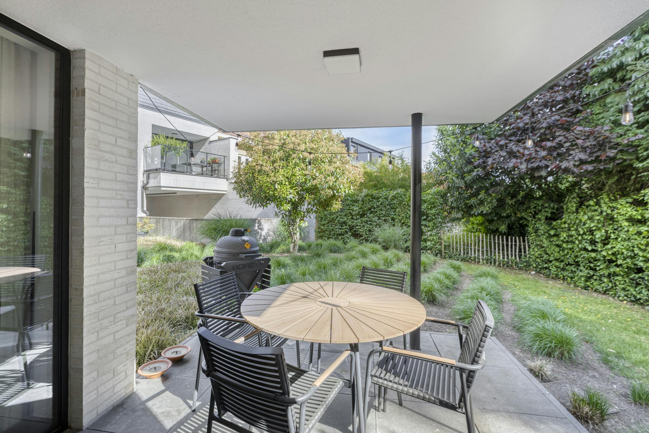 Lichtrijk & Luxueus gelijkvoersappartement in Genk foto 22