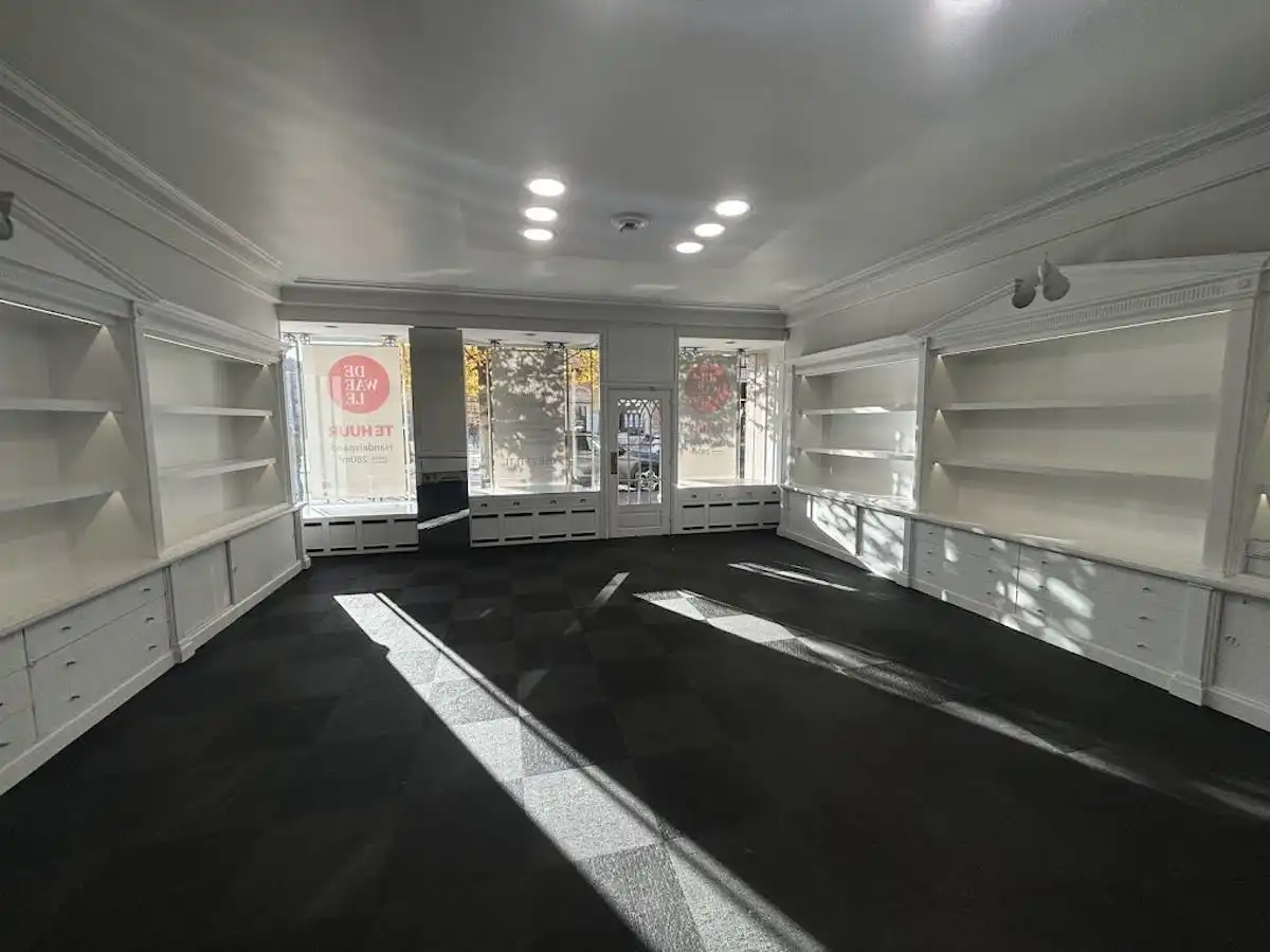 Handels-of kantoorruimte in Doorniksestraat 19 Kortrijk te huur via Kortrijk Zaait foto 6