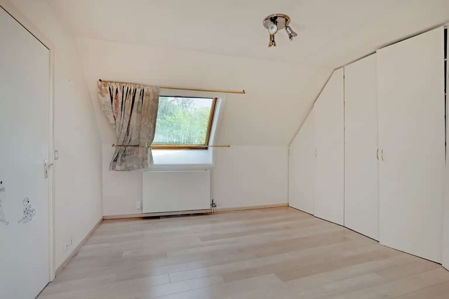 Zeer ruime duplex met 4 slaapkamers en terrassen in Jette foto 27