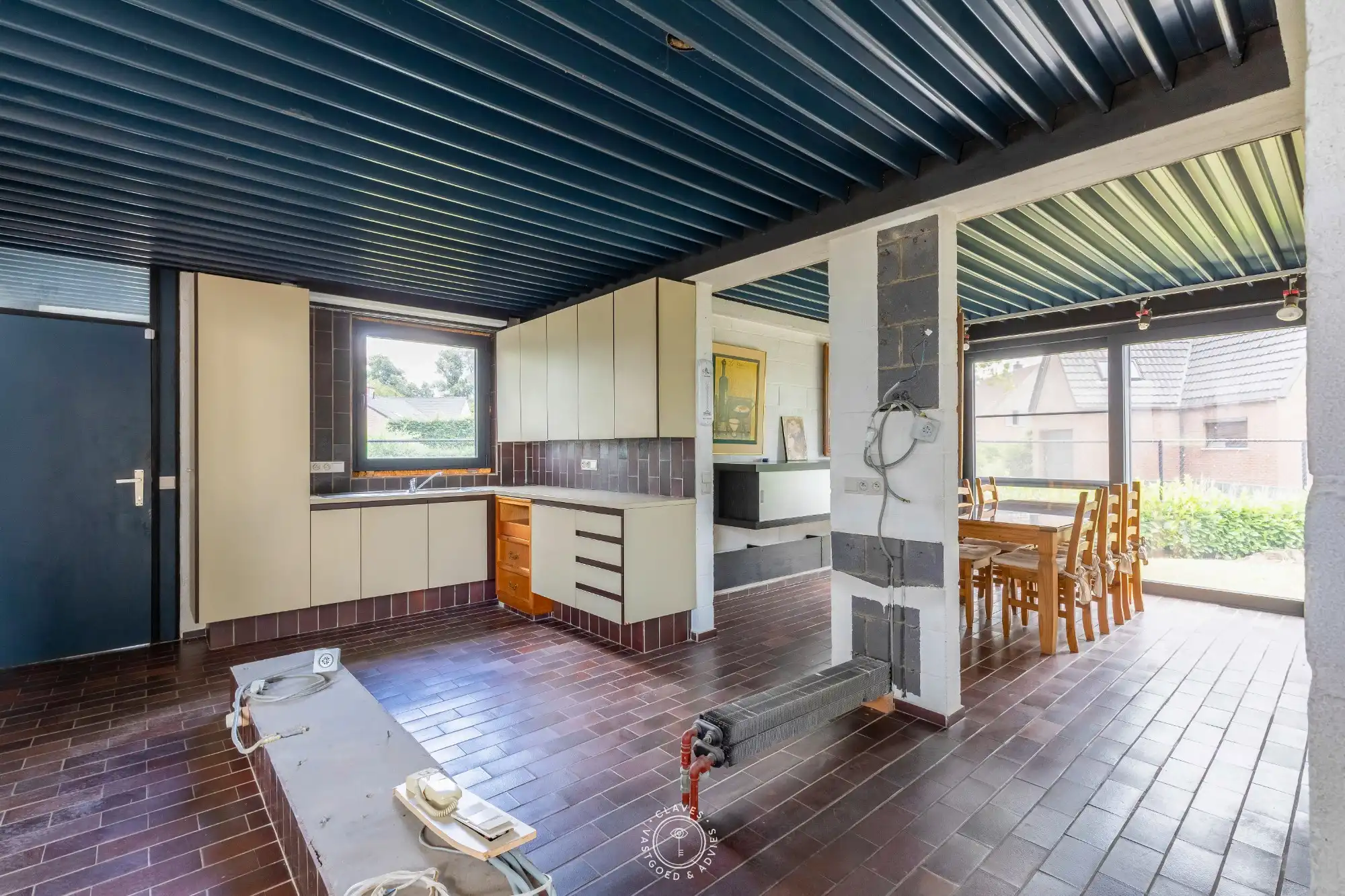 Architecturale seventies villa in energiezuinig jasje foto 9
