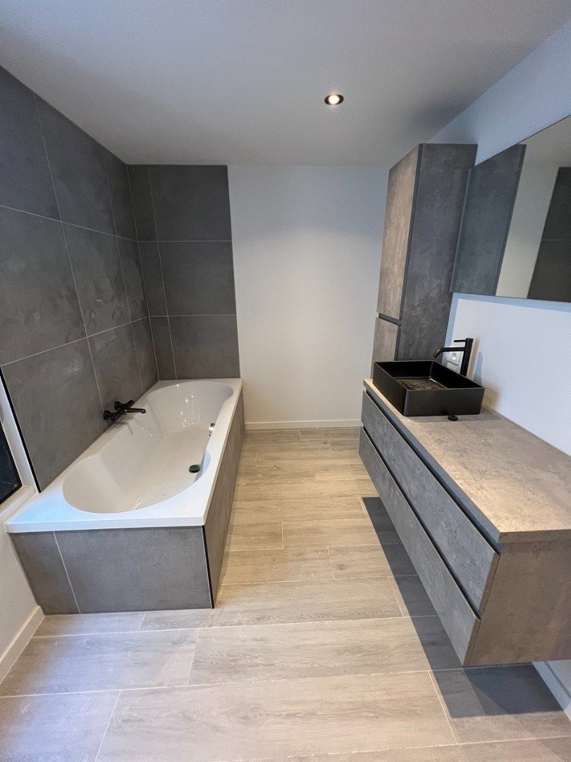 instapklaar 3-slaapkamerappartement op wandelafstand van het Sint-Pietersstation foto 9