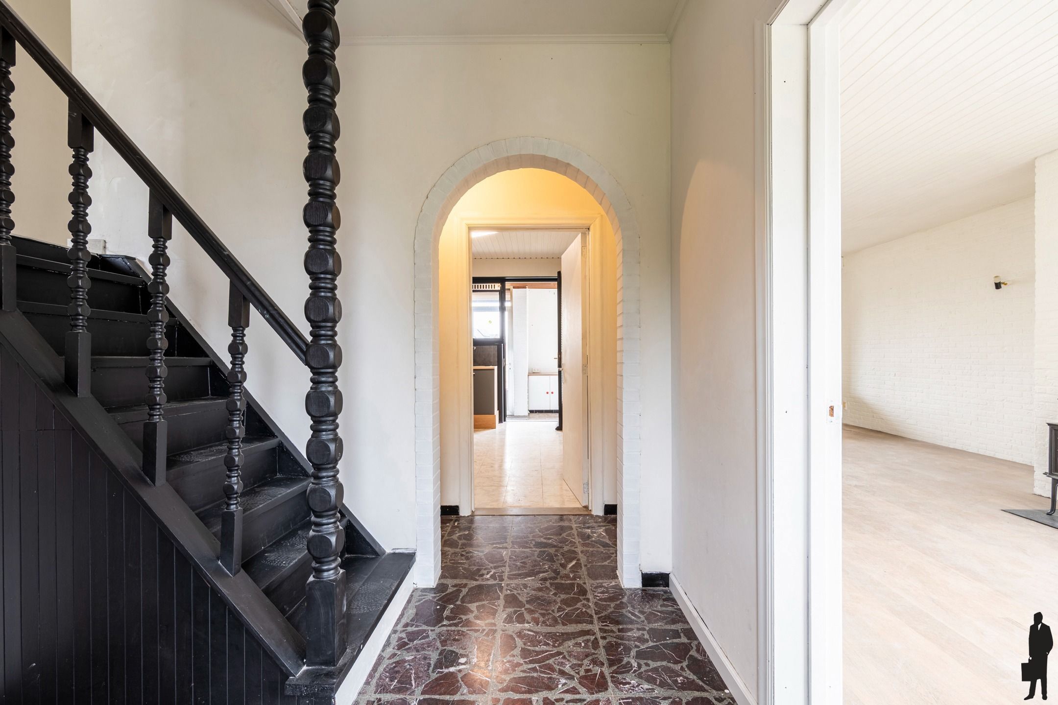 Karakteristieke split-level woning met 3 slpk. nabij park foto 3