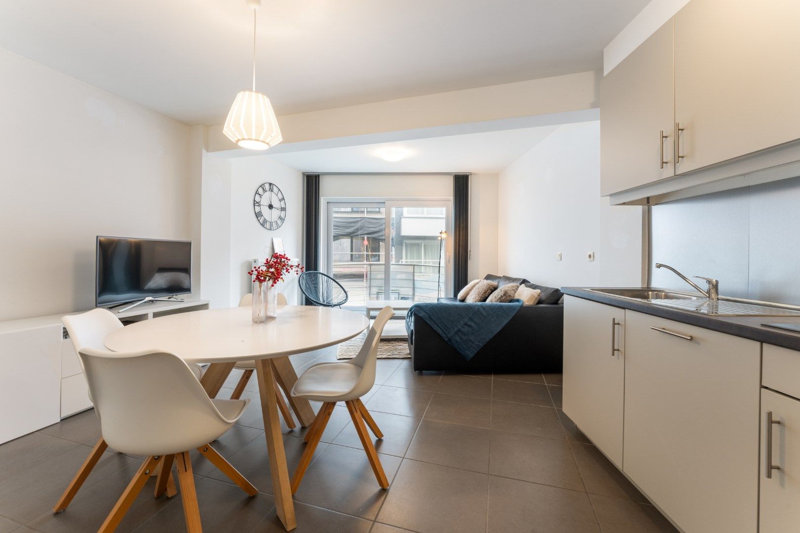 Instapklaar 2-slaapkamerappartement met gunstig EPC-label A gelegen in kleinschalige residentie! foto 2
