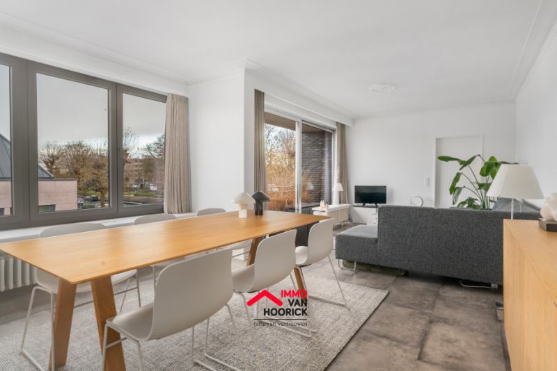 Vernieuwd appartement - zicht op de Durme!!! foto 5