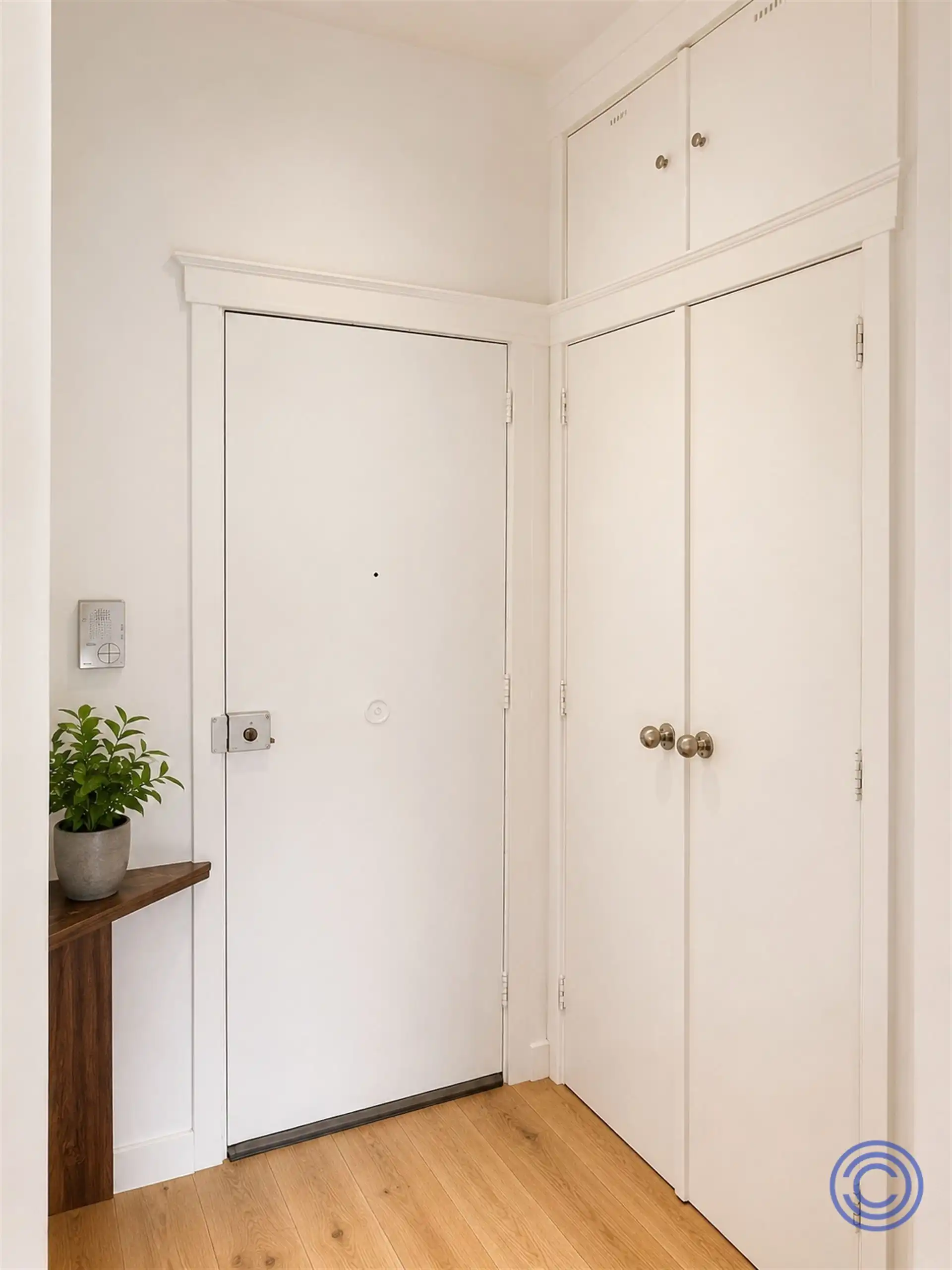 Instapklaar 1-slpk appartement met terras aan het Zuidpark foto 7