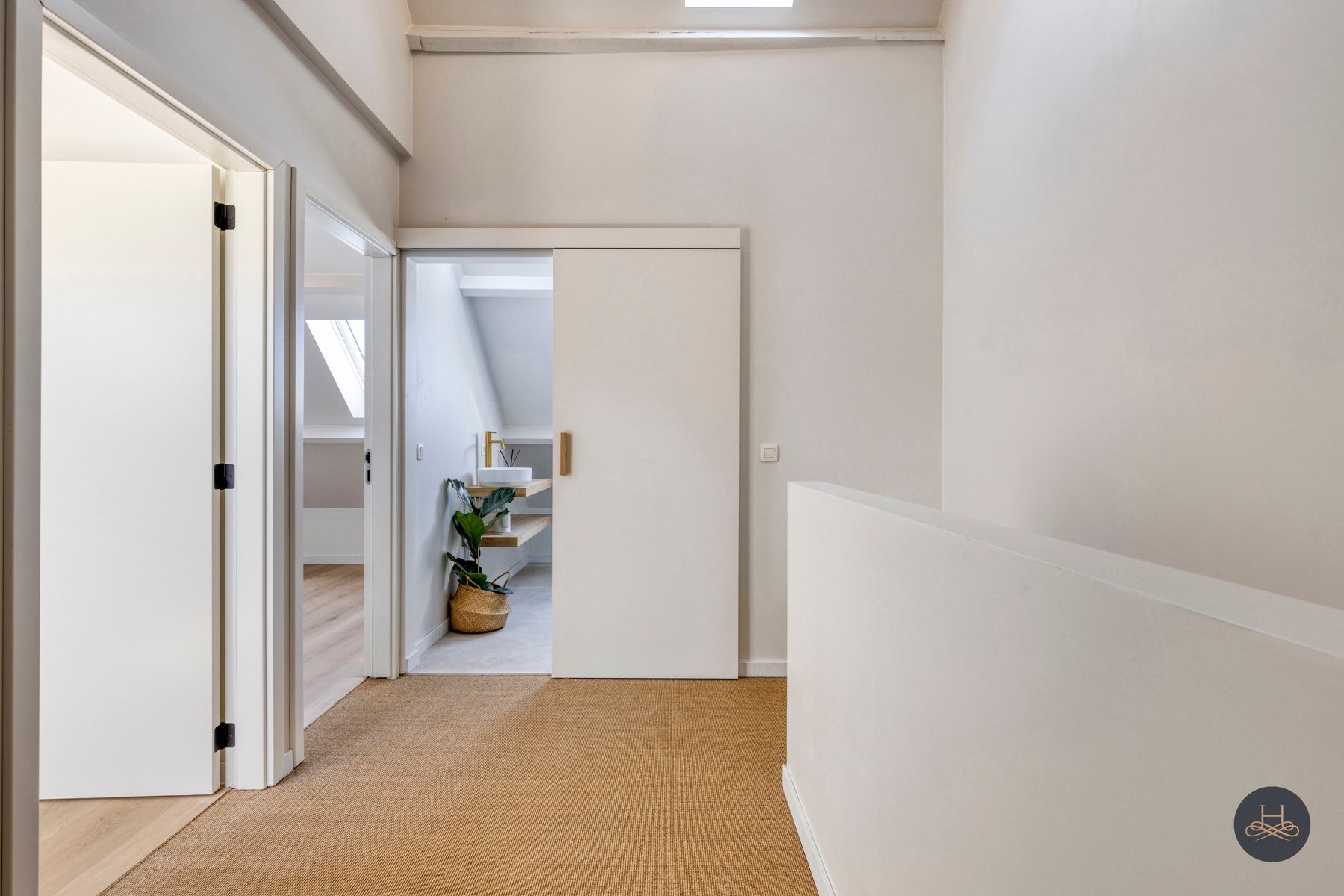 Stijlvolle, energiezuinige en gerenoveerde woning met tuin foto 19