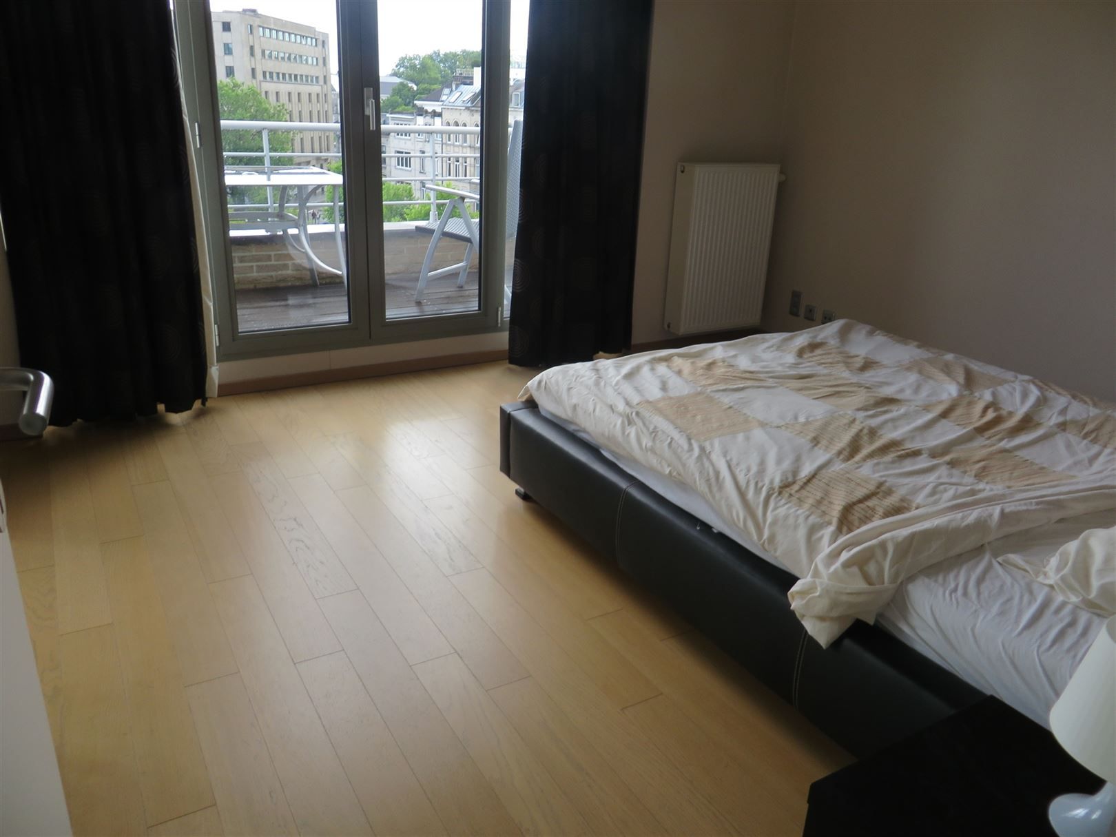 Duplex 2-slaapkamerappartement met terras! foto 9