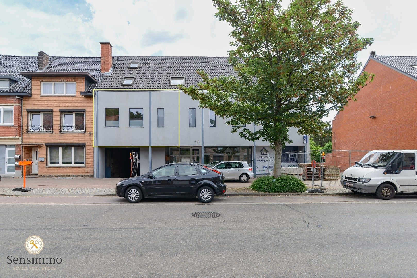 Hoofdfoto van de publicatie: Instapklaar 1-slaapkamerappartement met terras en tuinzicht in Genk – ideaal als investering!