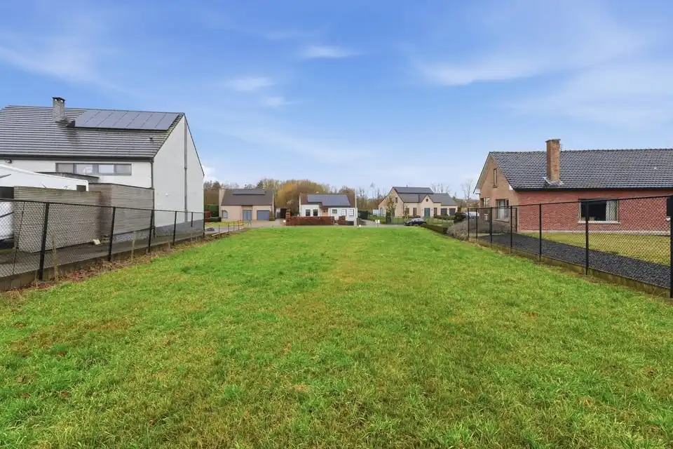 KNAPPE BOUWGROND GESCHIKT VOOR OPEN BEBOUWING IN TONGEREN foto 7