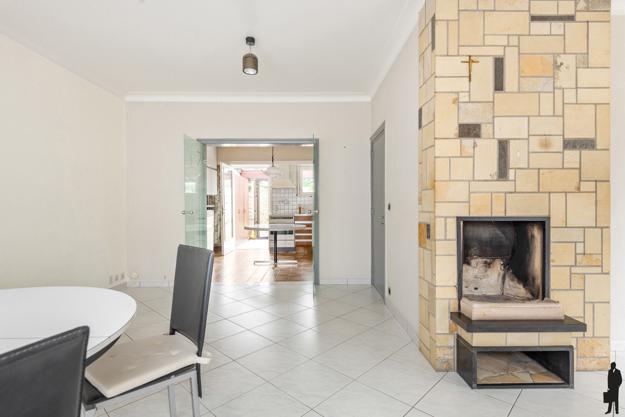Te renoveren woning met 3 slpks op een TOP locatie in Hove  foto 8