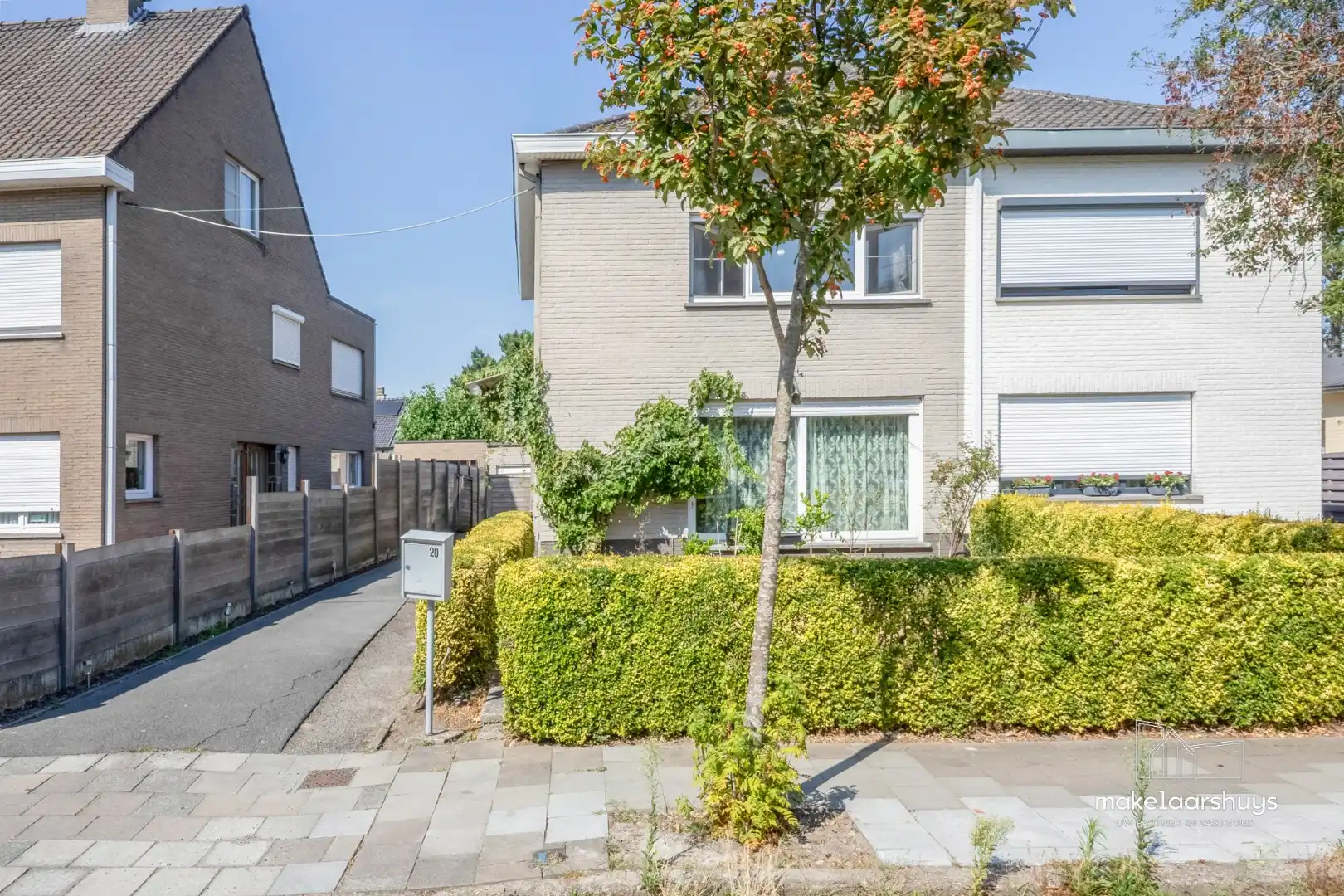 Ruime HOB met 3 slpks in een rustige straat te Wondelgem foto 2