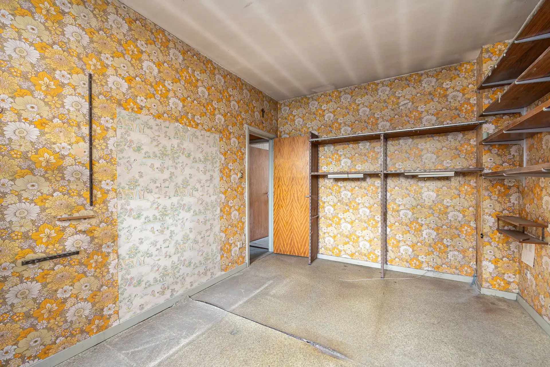 Te renoveren eengezinswoning met 2 slaapkamers en stadstuin foto 15