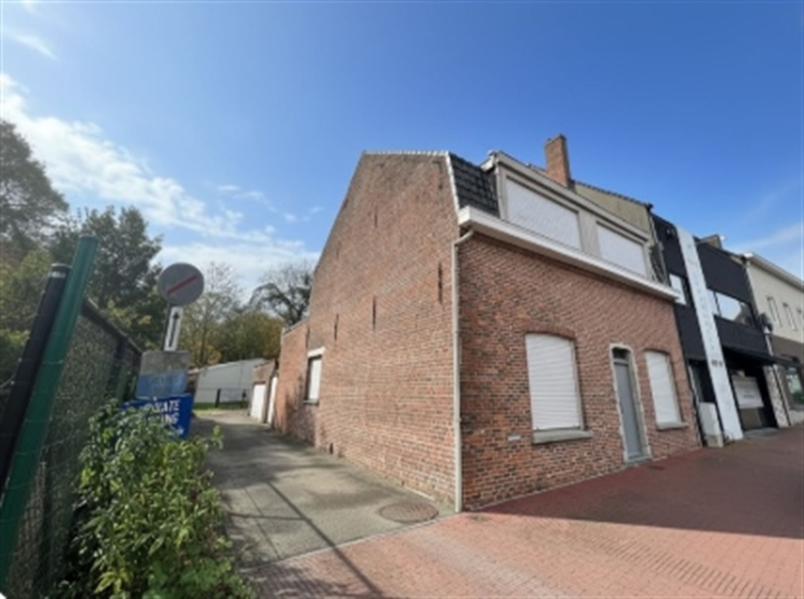 Instapklare ruime woning op topligging foto 25