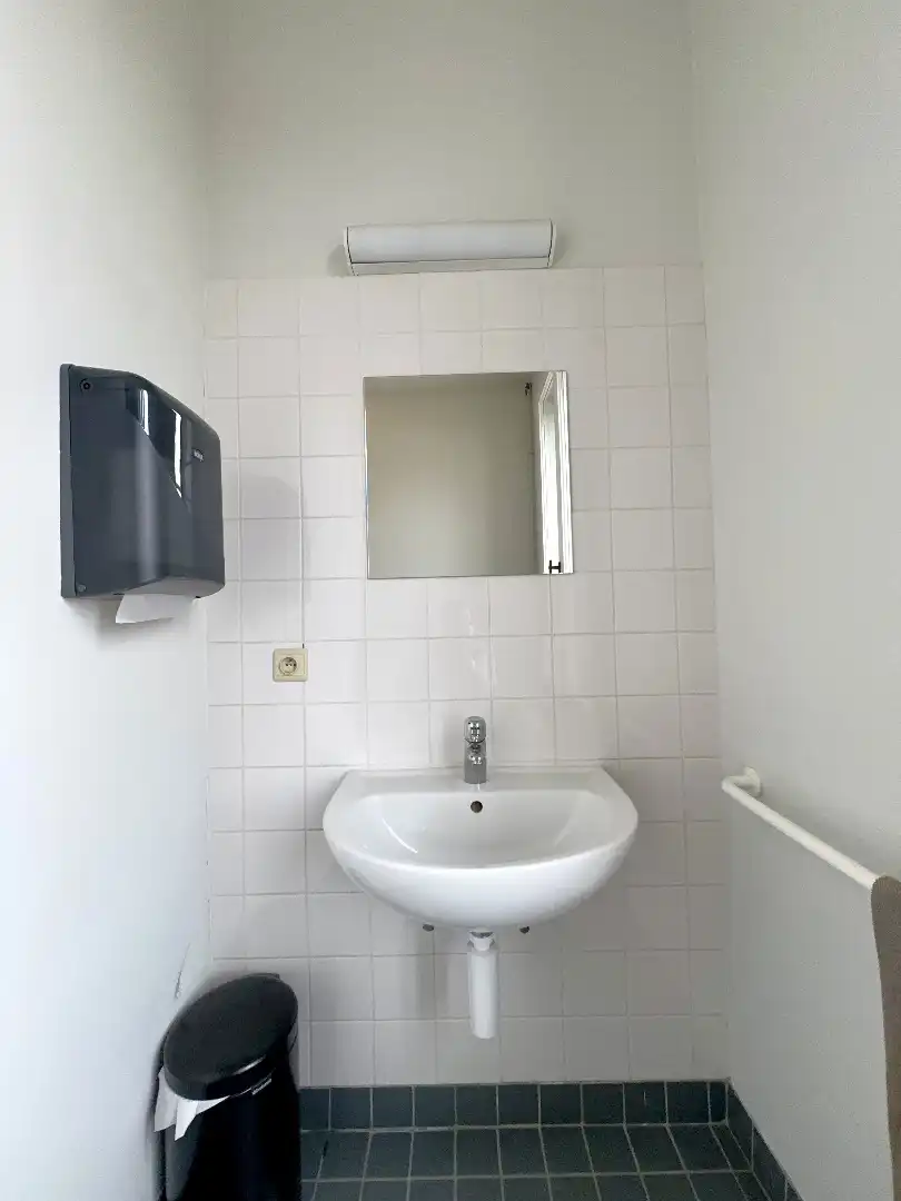 Kantoor te huur in uniek kloosterpand in Drongen foto 11
